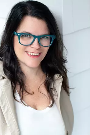 Jacquie McCarnan, West Vancouver, Real Estate Agent